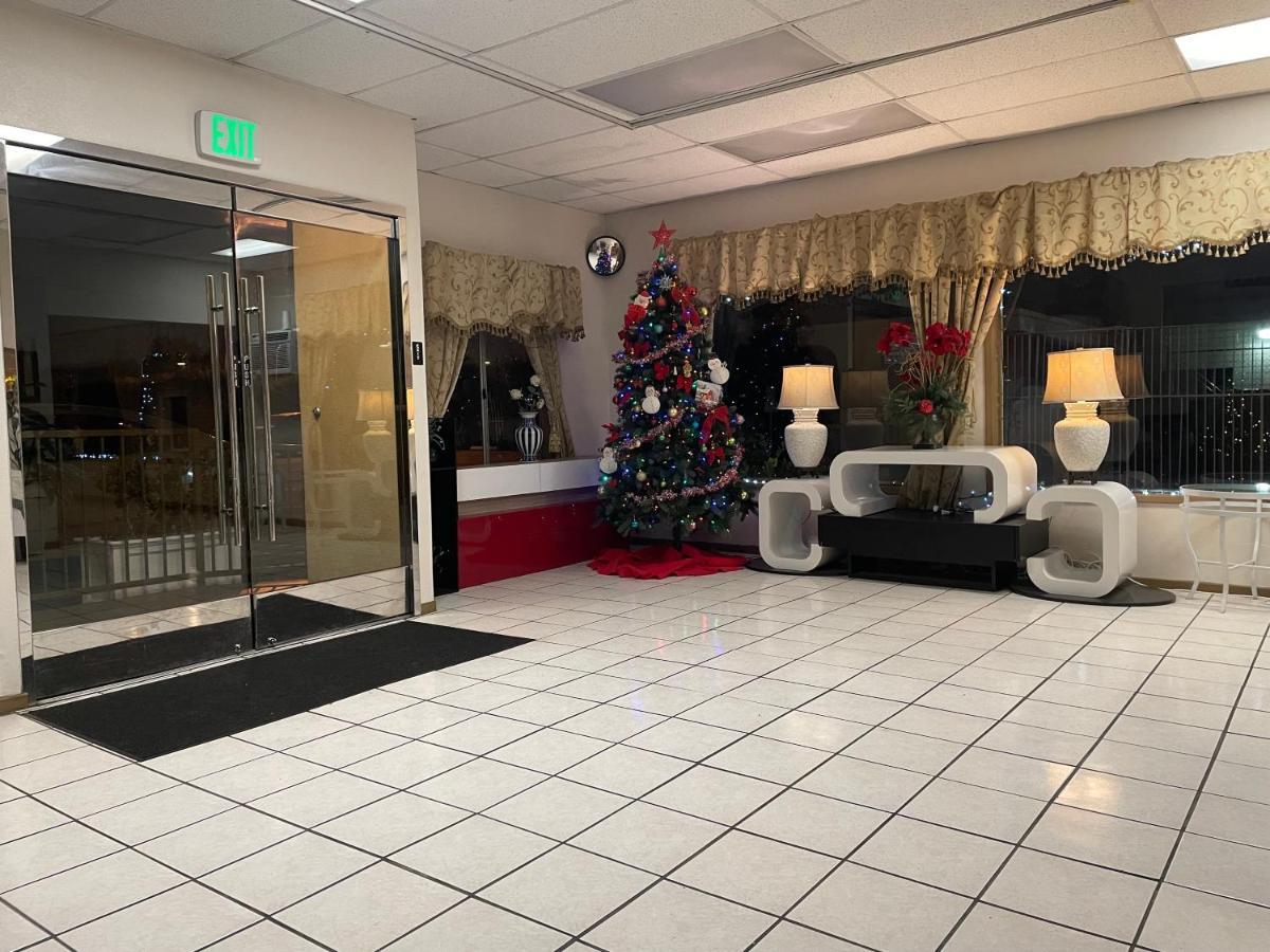Grand Inn Fullerton Luaran gambar