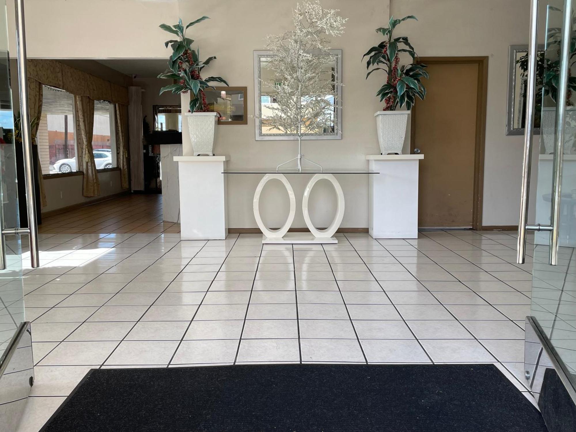 Grand Inn Fullerton Luaran gambar
