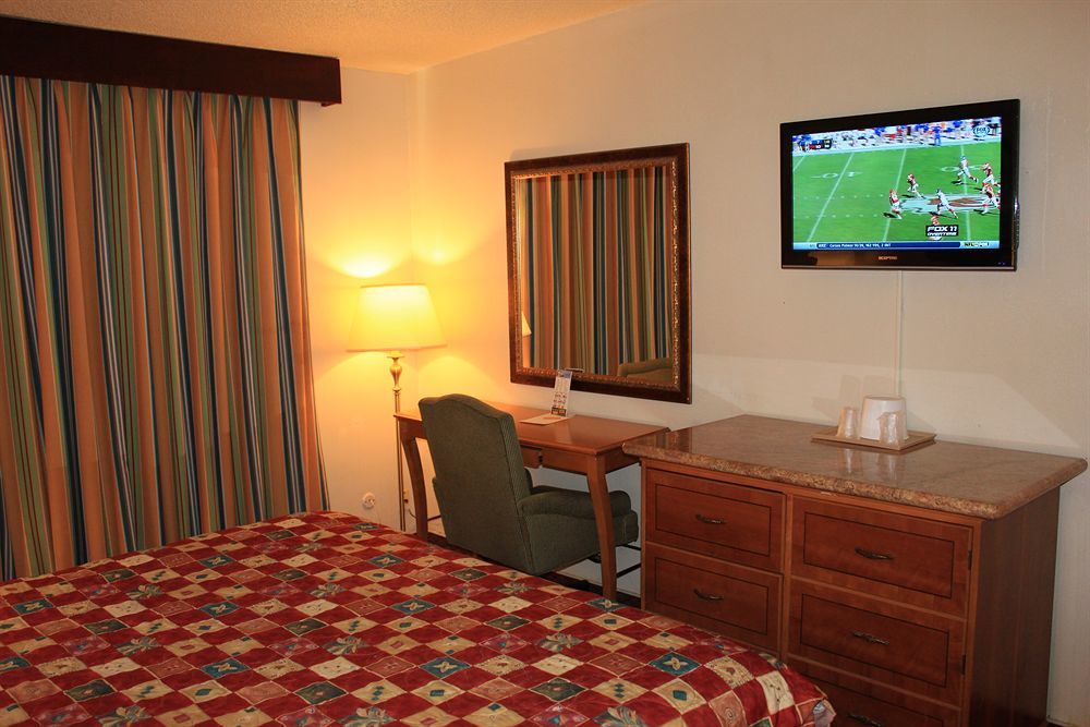 Grand Inn Fullerton Luaran gambar