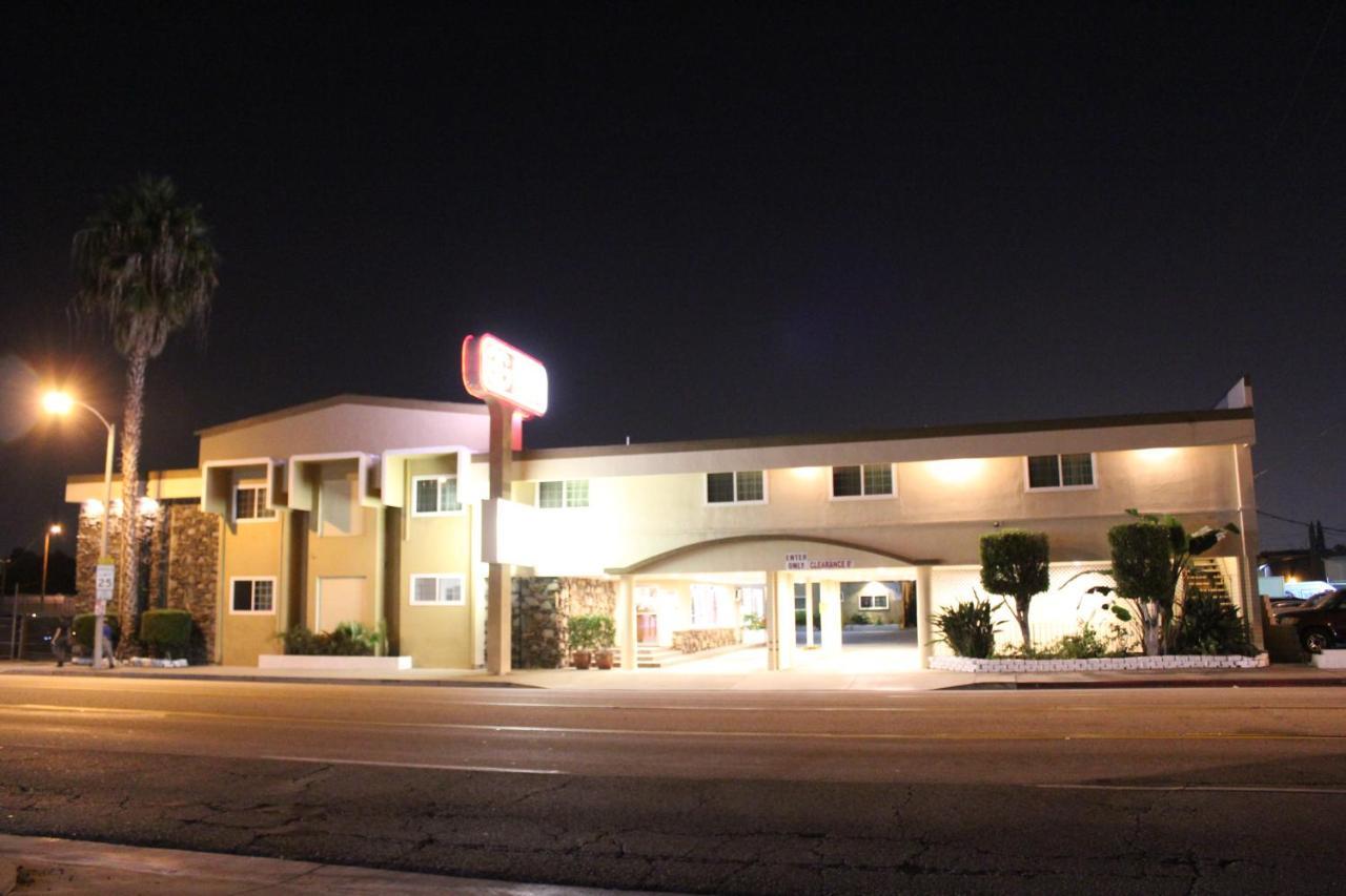 Grand Inn Fullerton Luaran gambar