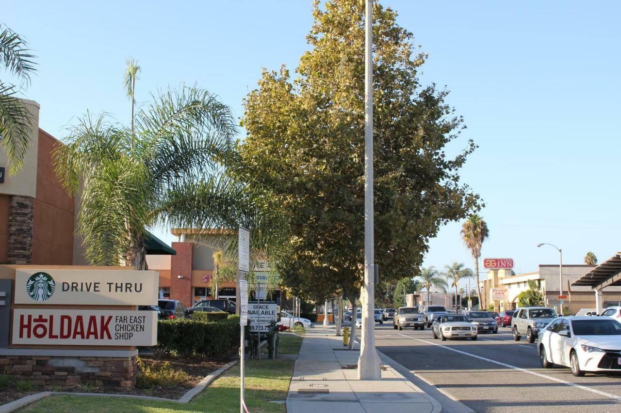 Grand Inn Fullerton Luaran gambar
